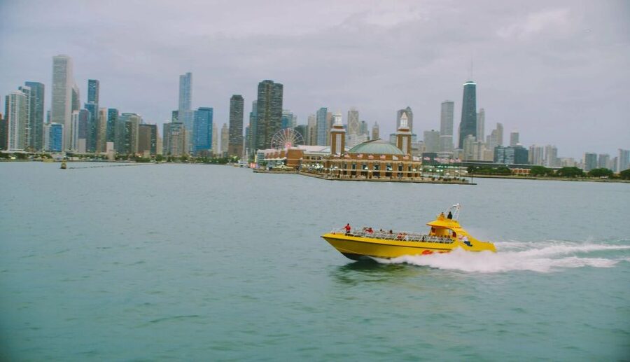 City Cruises Chicago: Seadog Lakefront Speedboat Ride - Standard Seadog or Extreme Thrill Ride?