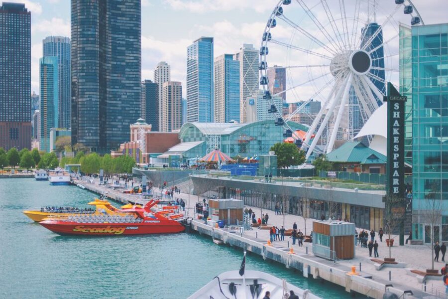 City Cruises Chicago: Seadog Lakefront Speedboat Ride - Weather, clothing, and getting wet