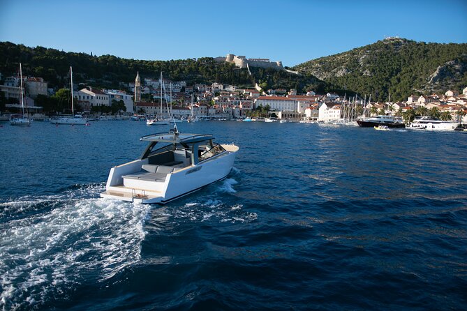 Colnago 45 - Luxury Private Speedboat Tours - Key points at a glance