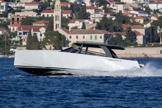 Colnago 45 - Luxury Private Speedboat Tours - Comforts that matter after several hours