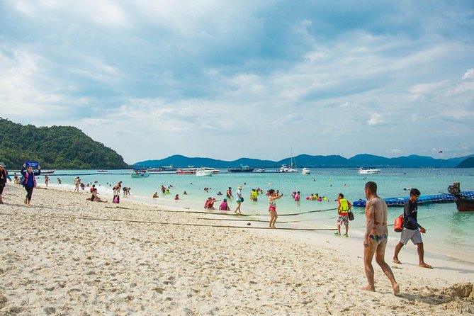 Coral Island & Racha Island Speedboat Excursion - Racha Noi: A Brief Look at the Smaller Island