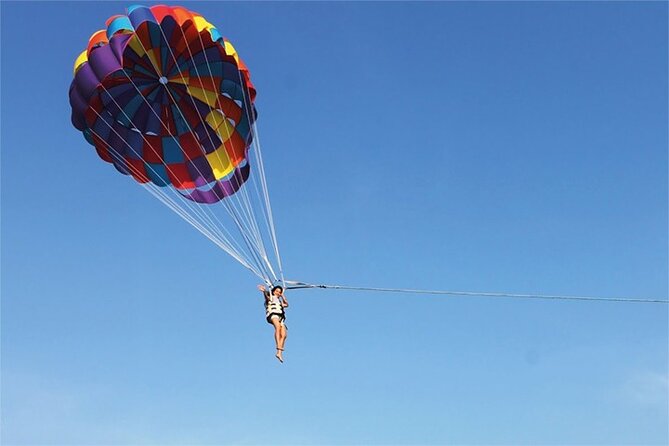 Coral Island speed boa-Parasailing and others activities choice - Leaving Pattaya for Koh Larn by speedboat