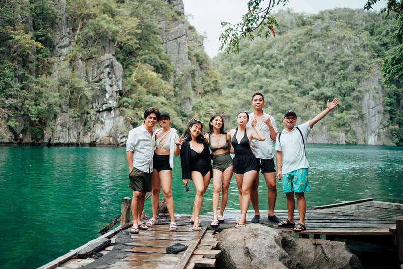 Coron: Private Island-Hopping Tour on a Yacht or Speedboat - Lunch, drinks, and the practical comforts onboard