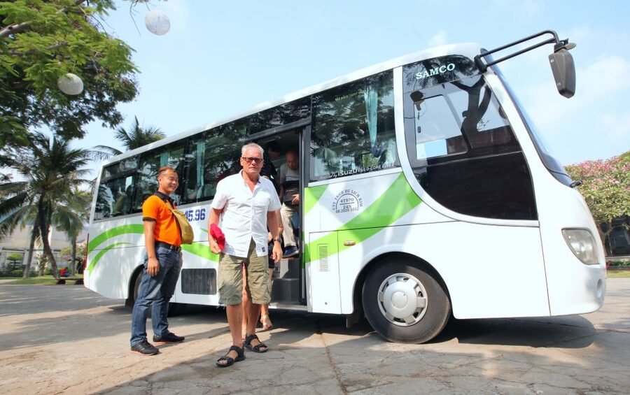 Cu Chi Tunnels Luxury Speed Boat Half Day Tour - Lunch and the return journey