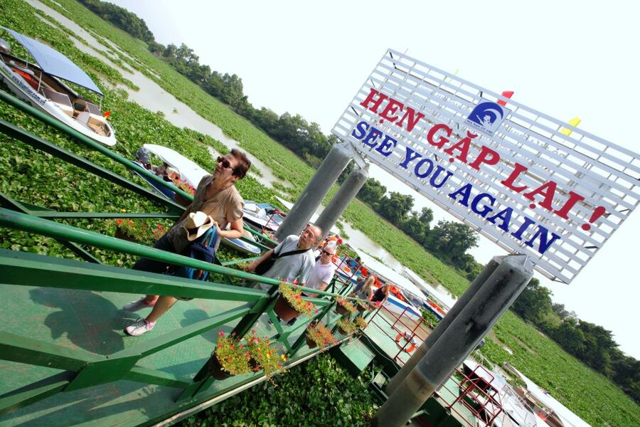 Cu Chi Tunnels Luxury Speed Boat Half Day Tour - Pickup in Districts 1, 3, and 4