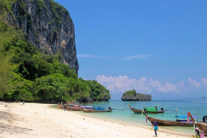 Day Tour from Phuket to 4 Islands in Krabi by Ferry & Speedboat - Koh Poda, the best place to slow down