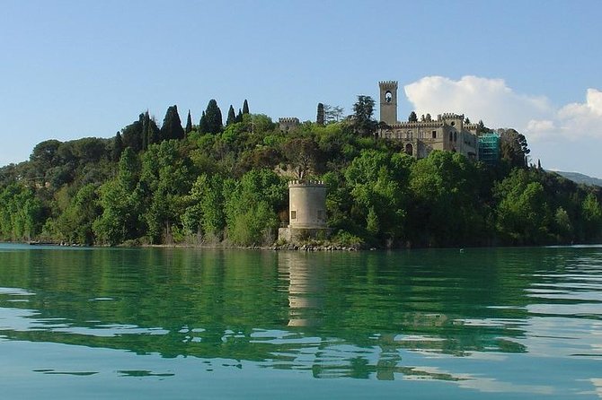 Day Trip: Speedboat Tour Of Lake Trasimeno With Lunch + Assisi Private Tour - Key points at a glance