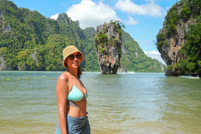 Double Catarmana Speedboat to James Bond Island from Phuket - Koh Panak and the first cave scenery