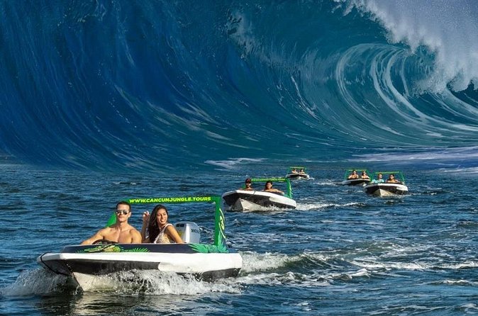 Drive an Speedboat at full speed at Cancun's Lagoon & Snorkeling - How this compares with a standard boat tour