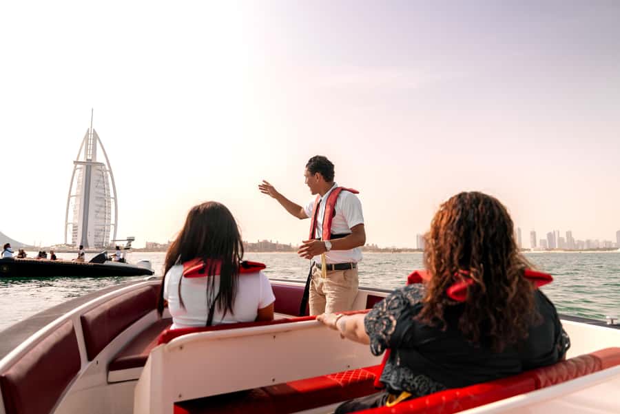 Dubai: 100-Min Speed Boat Tour, Atlantis & Burj Al Arab View - Starting at Dubai Marina Yacht Club
