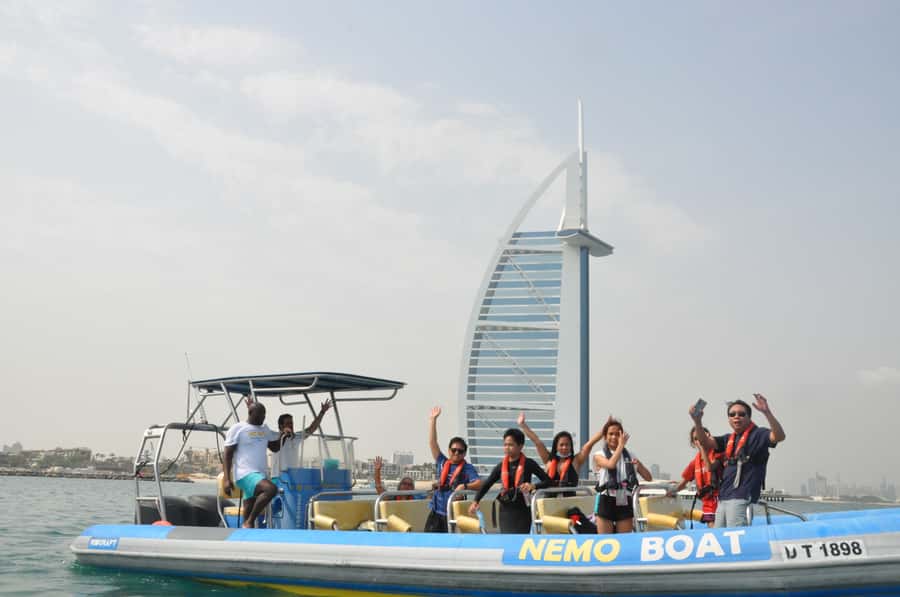 Dubai: Guided Speedboat Tour with City Sights & Ice Cream. - Is $33 good value for Dubai?
