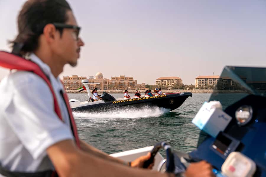 Dubai Marina: 1-Hour Luxury Sightseeing Speedboat Tour - Picking the best departure time