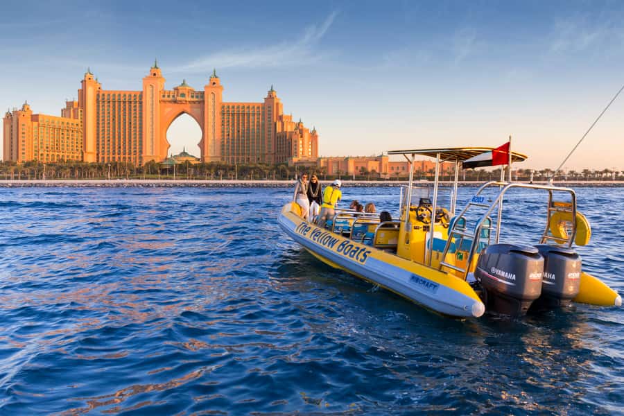 Dubai Marina: Guided Sightseeing Tour by Speedboat - Why Dubai Marina is the right place to start