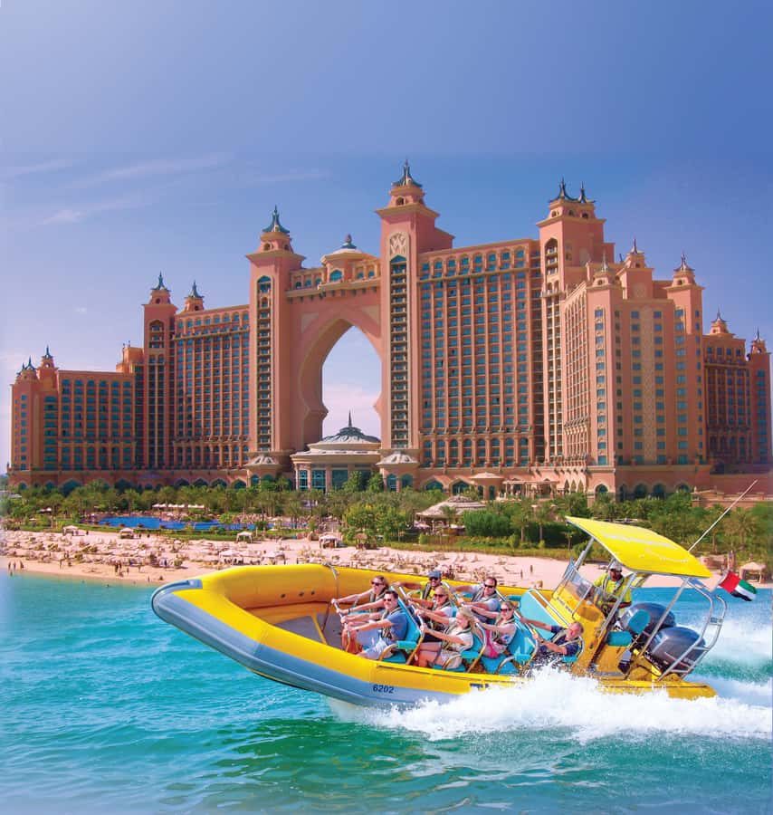 Dubai Marina: Guided Sightseeing Tour by Speedboat - What the guides add to the ride