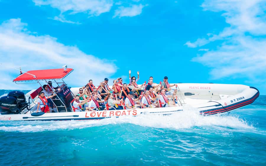 Dubai: Sightseeing Speedboat Tour with Live Tour Guide - Key points to know before you book