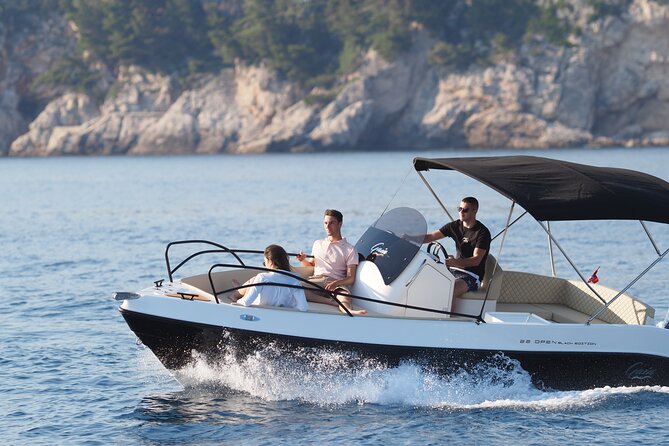 Dubrovnik:Blue cave and sandy beach Sunj with a private speedboat - Why this private Dubrovnik boat trip works well