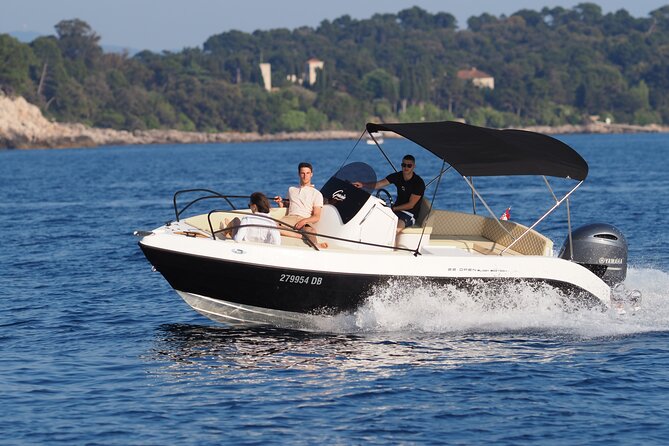 Dubrovnik:Blue cave and sandy beach Sunj with a private speedboat - The Blue Cave’s brief blue glow