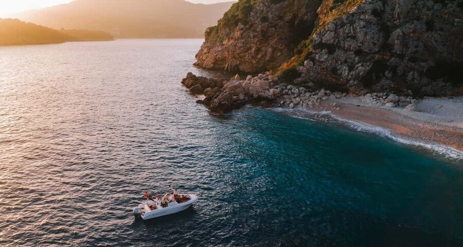 Dubrovnik:Elaphiti Islands and caves Private Speedboat Tour - Three Green Caves and the value of staying longer