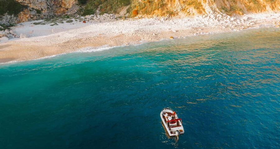 Dubrovnik:Elaphiti Islands and caves Private Speedboat Tour - Koločep by boat and the final ride back