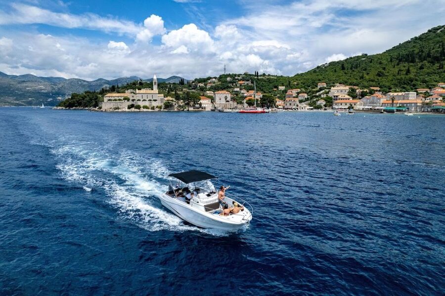 Dubrovnik: Elaphiti Islands Private Day Cruise by Speedboat - Drinks, Equipment, and Comfort on Board