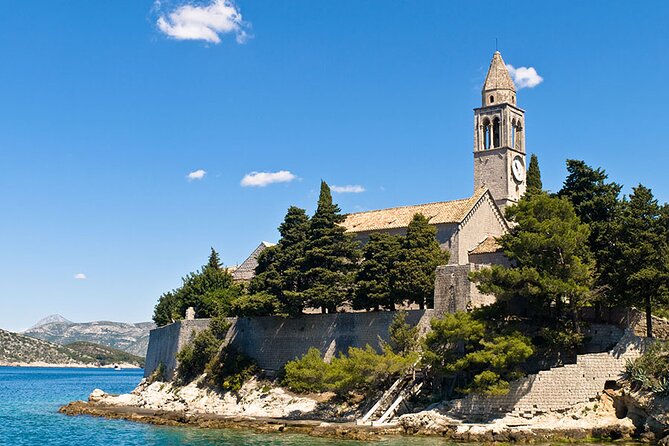 Dubrovnik Private Speed Boat Tour to the Islands - Leaving Dubrovnik by private speedboat