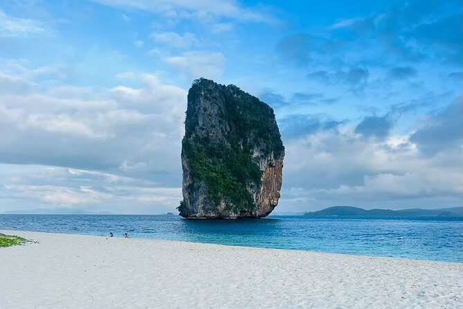 Early Bird Phi Phi 4 Islands by Speedboat 2 Trips in 1 Day - Phi Phi Leh adds another snorkeling stop