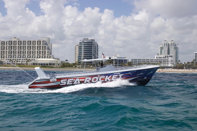 Early Bird Sea Rocket Sightseeing Cruise in Fort Lauderdale - Cruising north along the beachfront