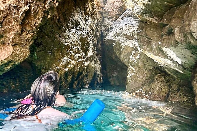 Explore Blue & Green Caves With Speedboat - Private Tour - Practical details that affect your choice