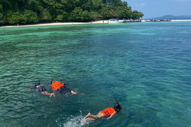 Four Islands Speedboat Trip from Krabi - Poda Island gives you the longest beach break