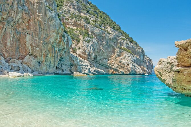 From Arbatax: RIB tour to Cala Mariolu and Cala Goloritzè - The skippers and the feel of the tour