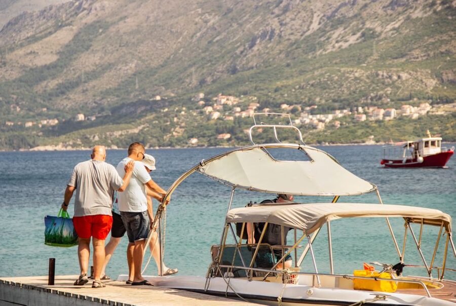 From Dubrovnik/Cavtat: Blue Cave, Sunj Beach Speed Boat Tour - The return ride and Dubrovnik panorama