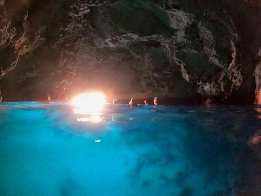 From Dubrovnik/Cavtat: Blue Cave, Sunj Beach Speed Boat Tour - Practical advice for a smoother outing