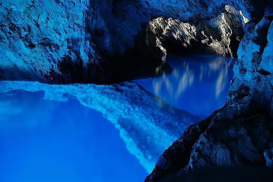 From Hvar: Blue cave group speedboat tour full day - What the $129 price really includes