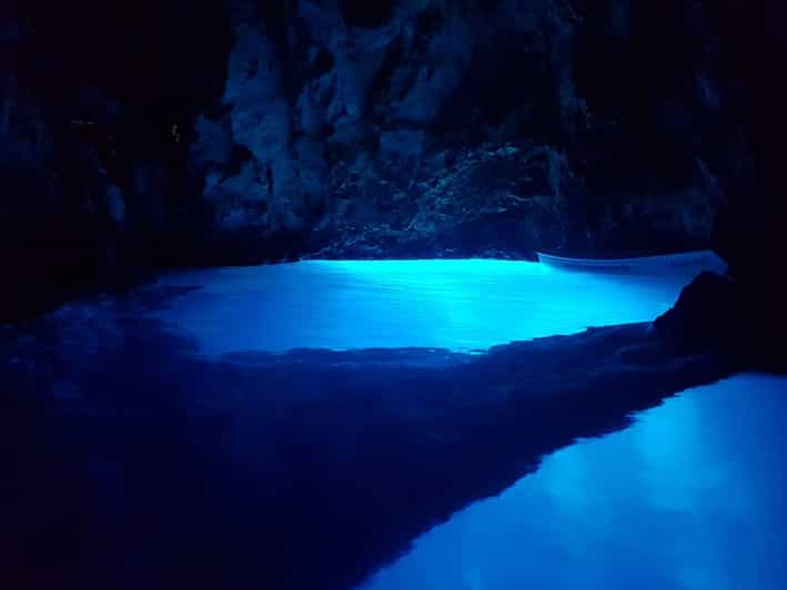 From Hvar: Blue cave group speedboat tour full day - The 45-minute ride to Budikovac Blue Lagoon