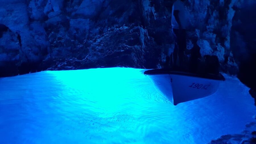 From Hvar: Vis Island and Blue Cave Speedboat Tour - The Green Cave offers a quick natural spectacle
