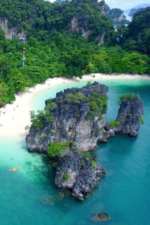 From Krabi: Hong Islands Day Trip by Speedboat with Lunch - Hong Lagoon and the cliff-lined route