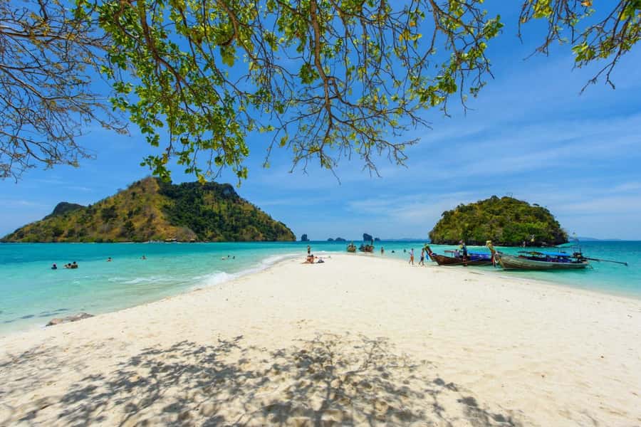 From Krabi: Phi Phi Early Bird & 4 Islands by Speedboat - Why the 5:50 a.m. pickup matters