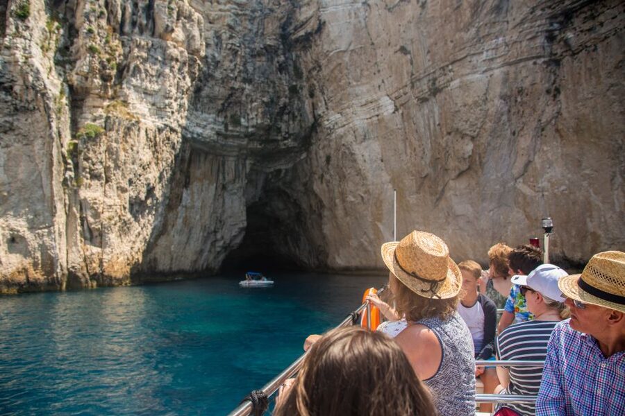 From Lefkimmi: Paxos, Antipaxos & Blue Caves Speedboat Tour - Is $53 good value?