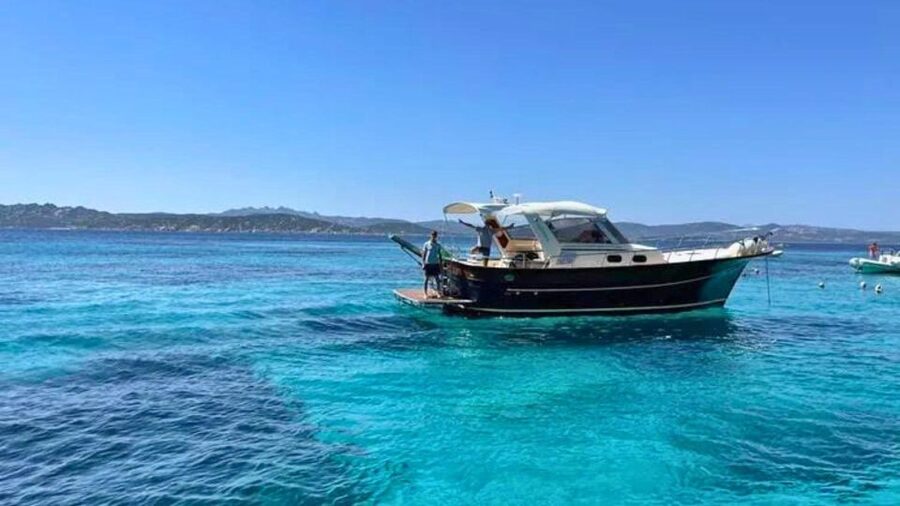 From Palau: South Corsica Trip by Wood Speedboat with Lunch - A relaxed boat day, with weather in charge
