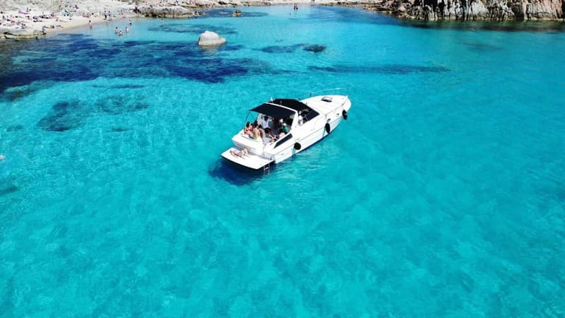 From Palau: Speedboat tour in La Maddalena Archipelago - A Sardinian lunch with sea products