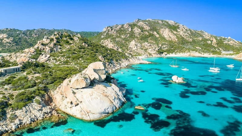 From Palau: Speedboat tour in La Maddalena Archipelago - What the small boat changes