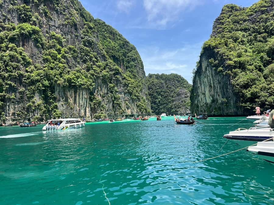 From Phi Phi : One Day Trip by speedboat with Lunch - Pileh Lagoon brings the best water views