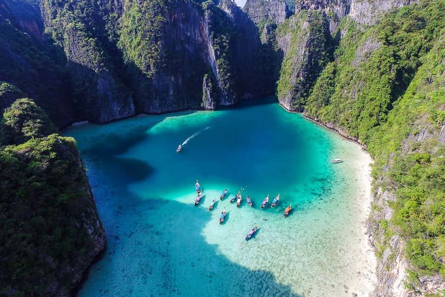From Phuket: Phi Phi Island Private Full-Day Speedboat Trip - Lunch on Phi Phi Don: useful, but not part of the price