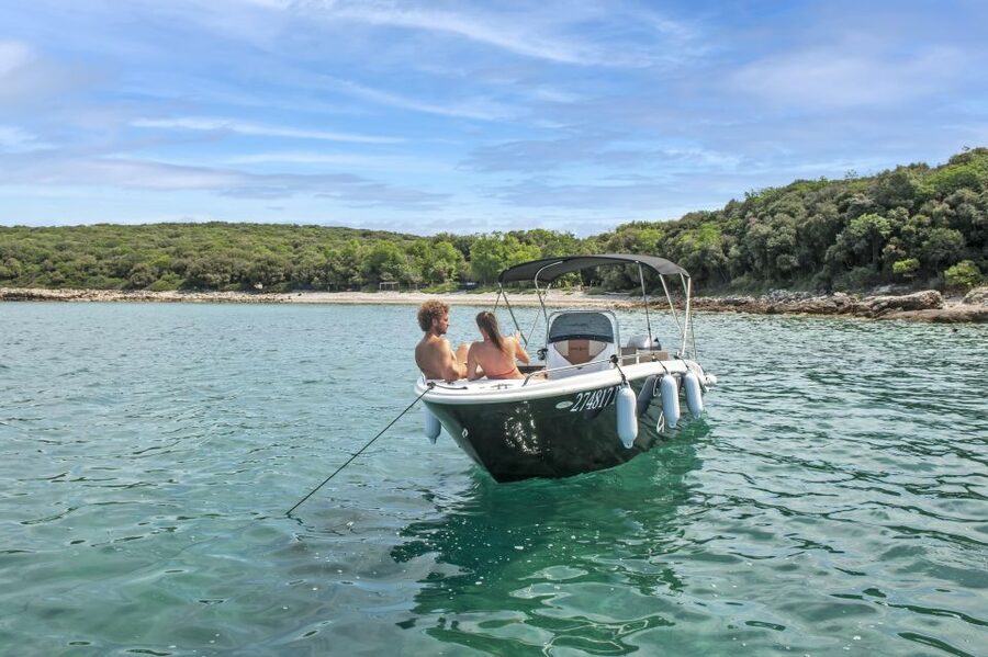 From Rovinj: Sea Caves & Sandy Levan Island Speedboat Tour - Seagull’s Rocks: snorkeling and a first swim