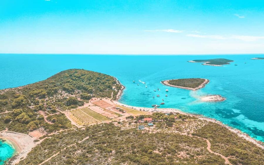 From Split: Blue Cave & 5 Islands Amazing Speedboat Tour - Is the €170 price good value?