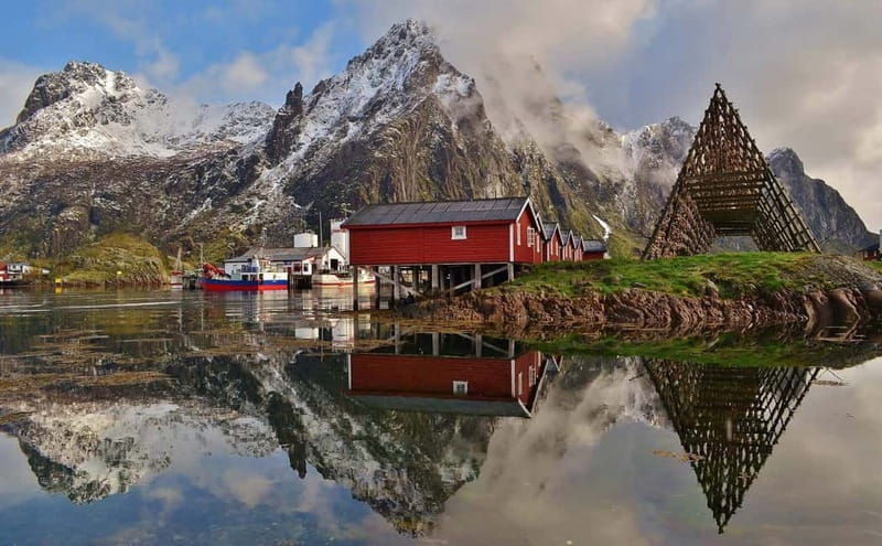 From Svolvær: Lofoten RIB Sea Eagle Safari Trollfjord Cruise - What the two-hour schedule feels like