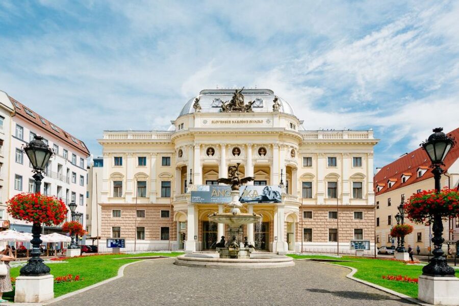 From Vienna: Guided Tour to Bratislava with Speed Boat Ride - Who will enjoy this day most?