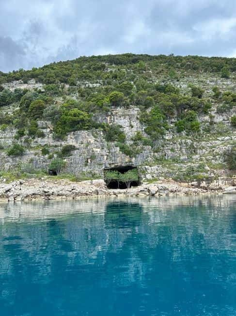 From Vlore: Haxhi Ali Cave & Karaburun Beach Speedboat Tour - A 10-minute walk to the smaller coves of St. Koli