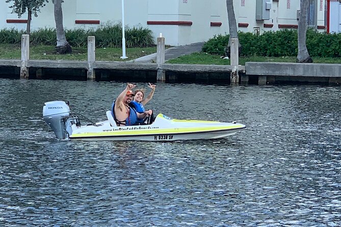 Ft. Lauderdale Mini Powerboat Rental. Canal, Yacht, Mansion Tour - How Easy Is It to Drive?