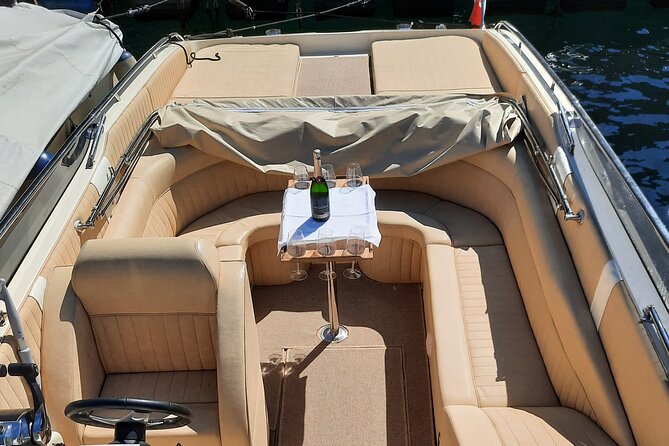 Full-Day Grand Tour, private speedboat at Lake Como - Como begins with city views and famous villas